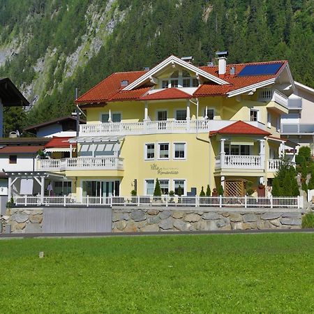 Villa Romantica Appartement Mayrhofen Bagian luar foto
