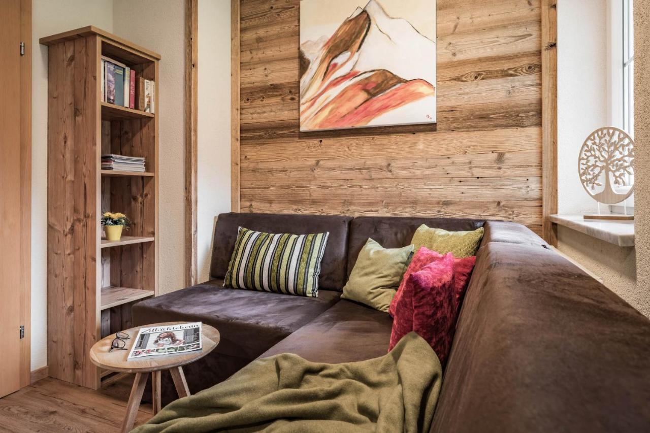 Villa Romantica Appartement Mayrhofen Bagian luar foto